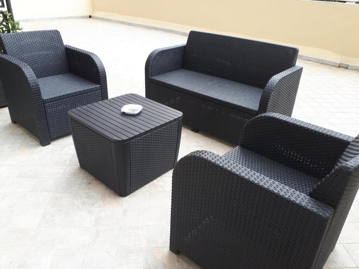 Soleluna Fiera 6 Rooms Bologna Luaran gambar